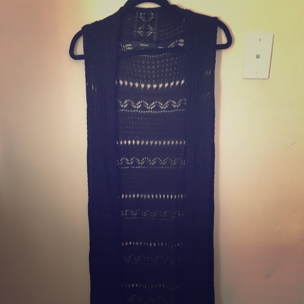 Black Sleeveless Cardigan